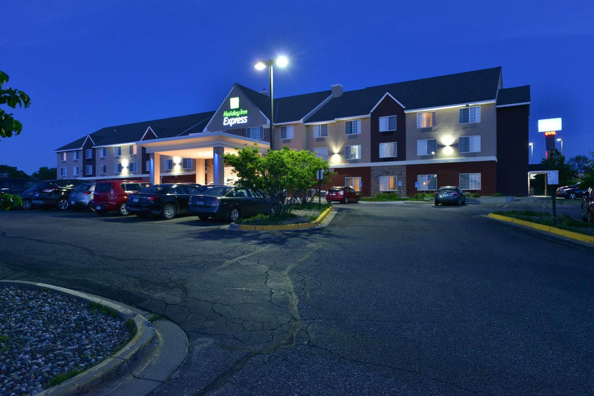 Holiday Inn Express St. Paul South - Inver Grove Heights, An Ihg Hotel Exterior foto